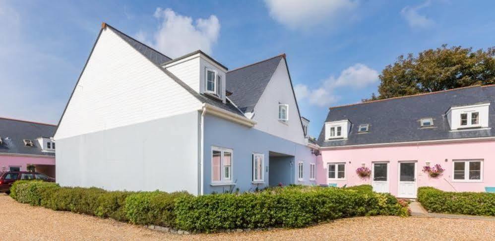 Ellingham Self-Catering Cottages Saint Peter Port Exteriér fotografie