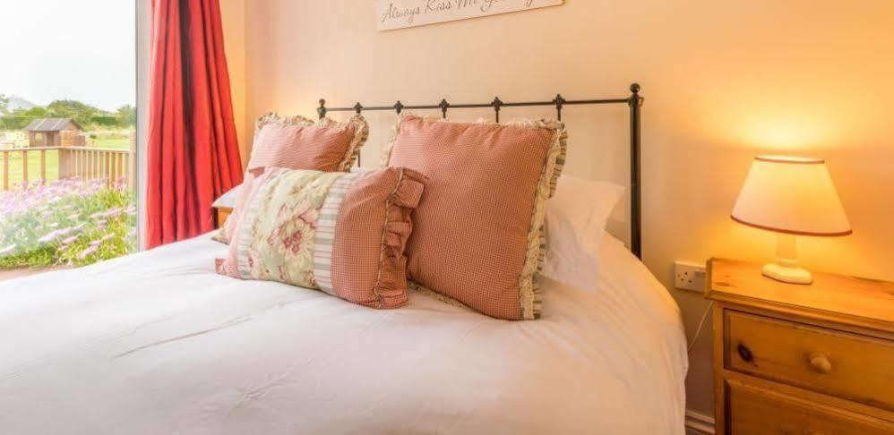 Ellingham Self-Catering Cottages Saint Peter Port Exteriér fotografie